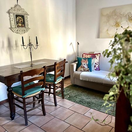 Porto Valentino Apartment Sirmione Buitenkant foto