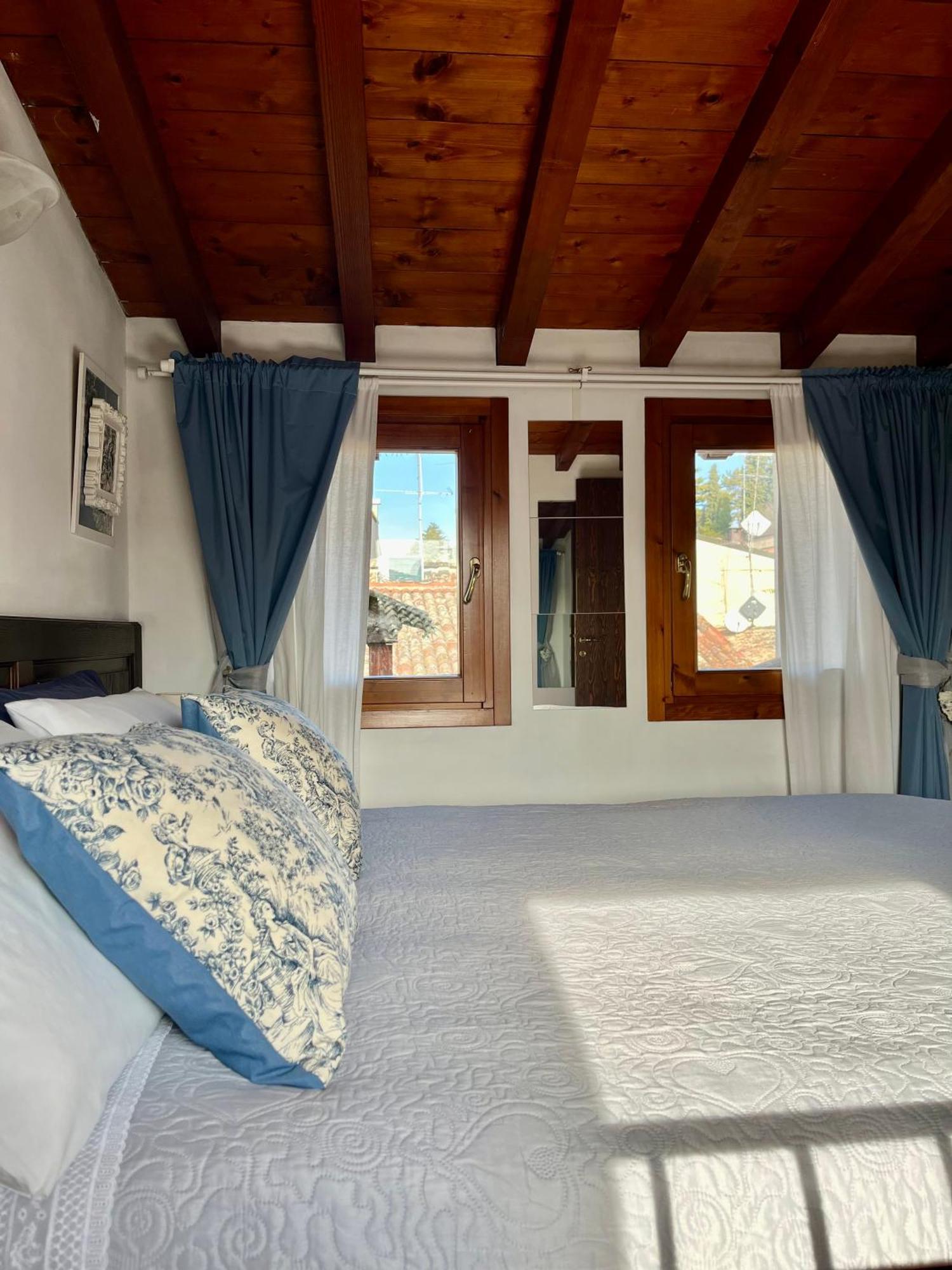 Porto Valentino Apartment Sirmione Buitenkant foto
