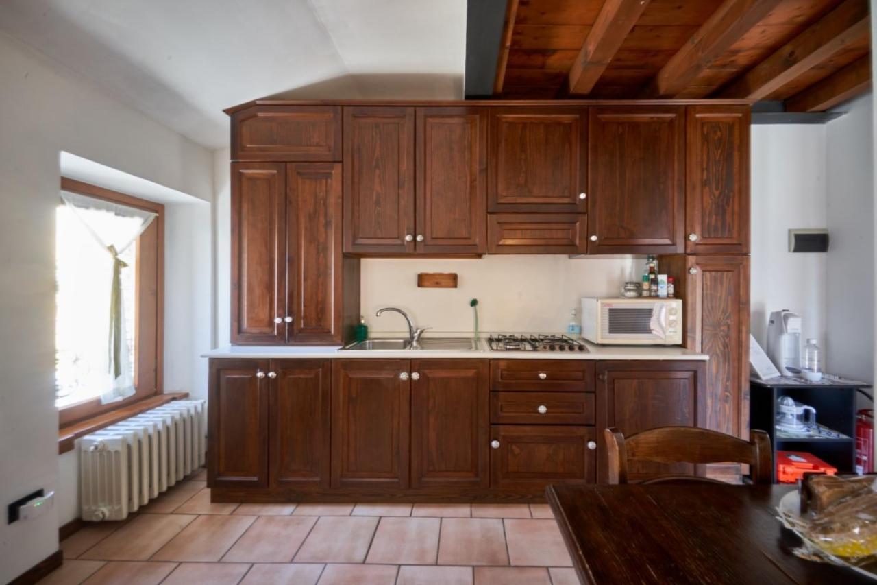 Porto Valentino Apartment Sirmione Buitenkant foto